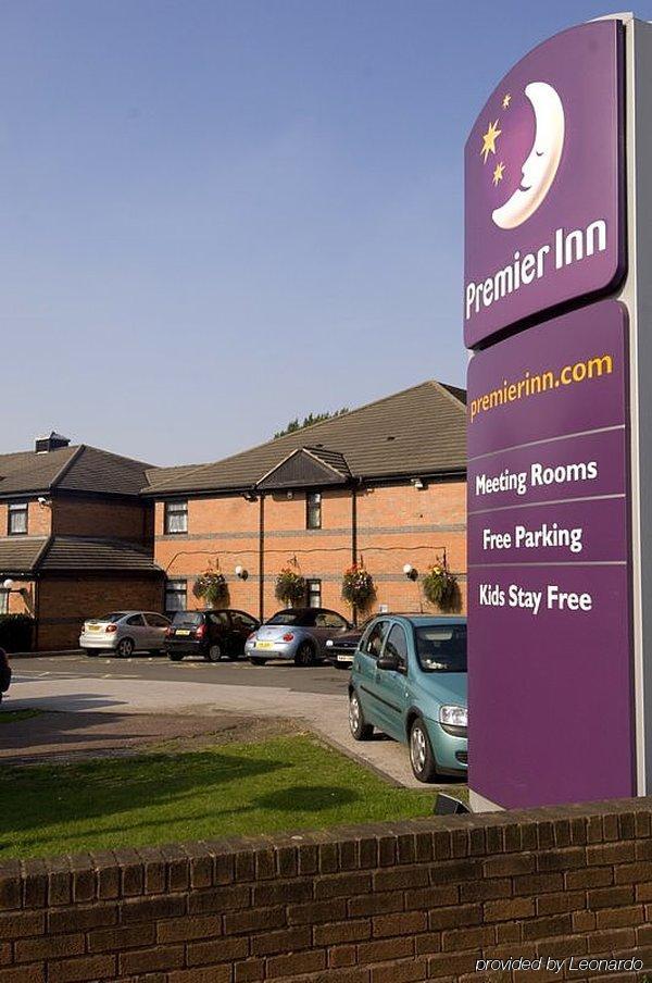 Premier Inn Cannock South エクステリア 写真